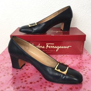 Vintage Salvatore Ferragamo leather block heels